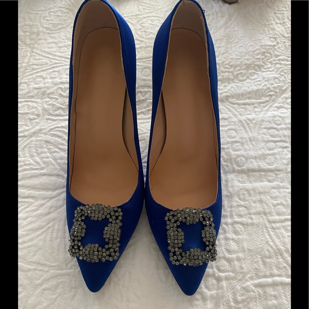 Royal Blue heals